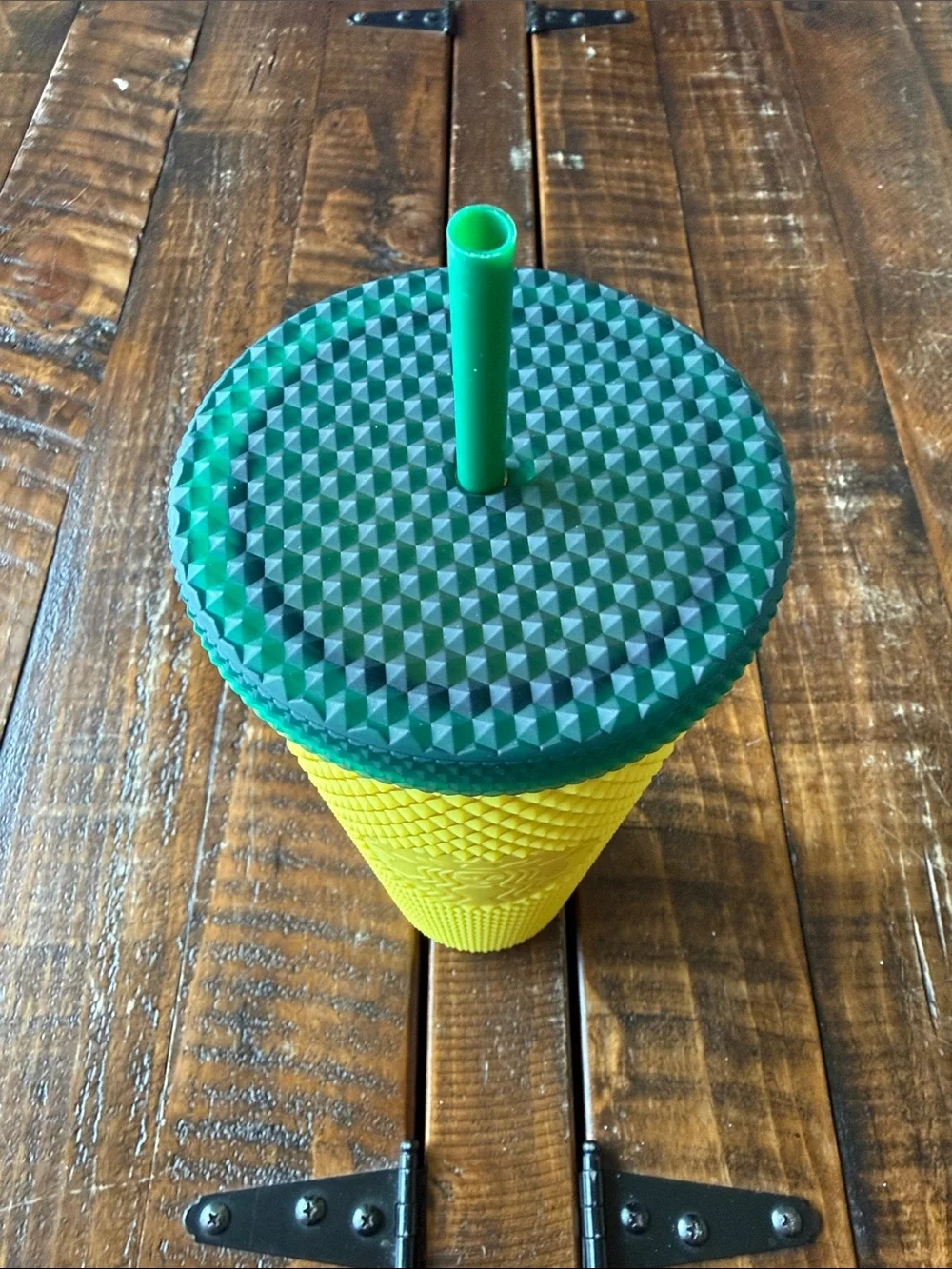 Starbucks Pineapple Studded Tumbler 24oz Yellow Green Venti Cold Cup 2021